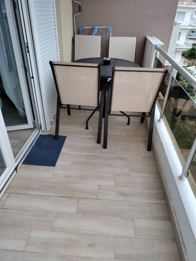 Mago Apartments Nea Kallikrateia Buitenkant foto