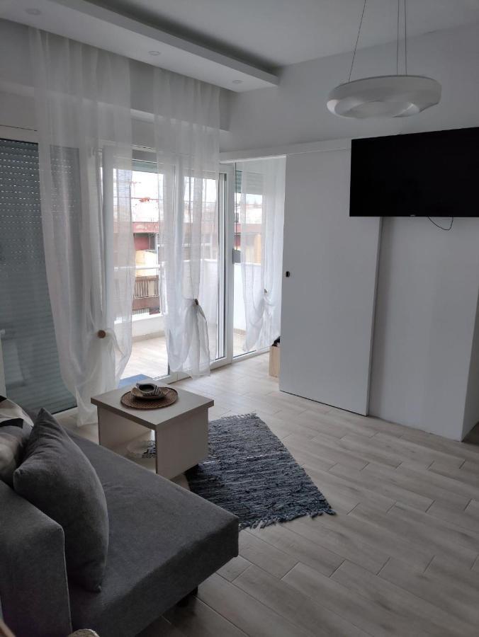 Mago Apartments Nea Kallikrateia Buitenkant foto