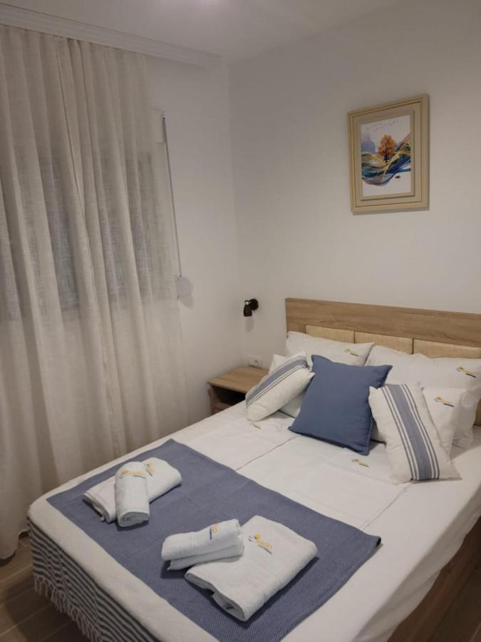 Mago Apartments Nea Kallikrateia Buitenkant foto