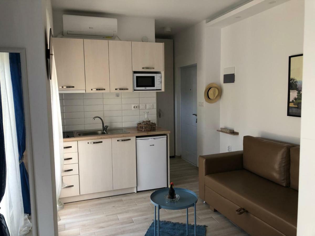Mago Apartments Nea Kallikrateia Buitenkant foto