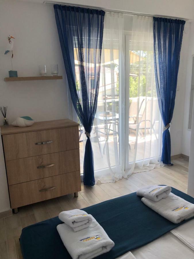 Mago Apartments Nea Kallikrateia Buitenkant foto