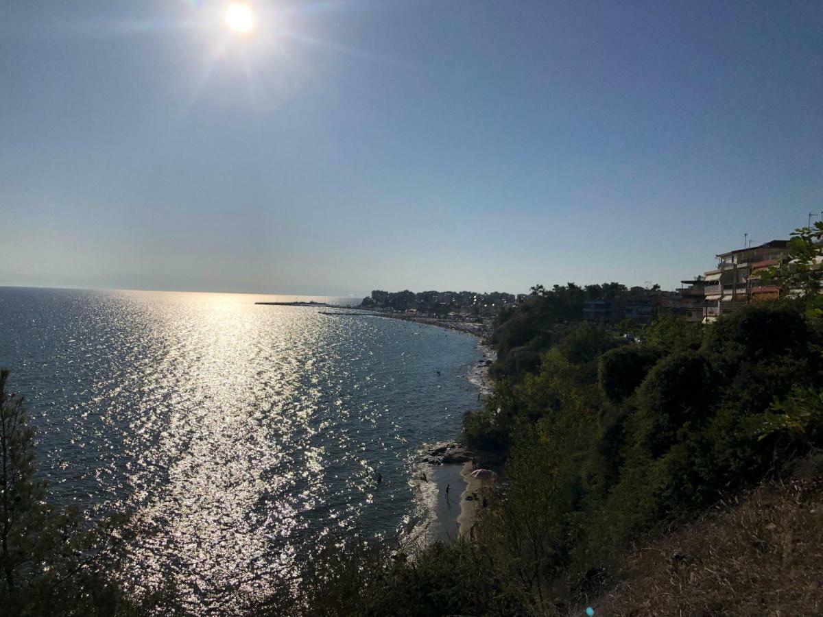 Mago Apartments Nea Kallikrateia Buitenkant foto